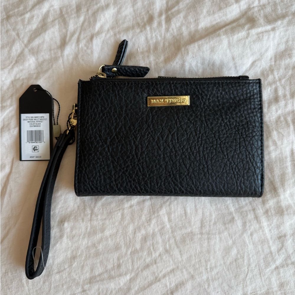 Max studio phone wallet wristlet black purse NWT